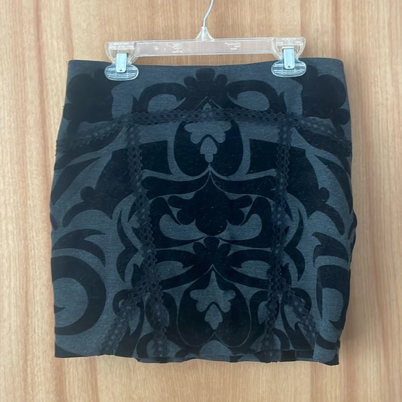 Free People Dresses & Skirts - Free People velvet patterned mini.